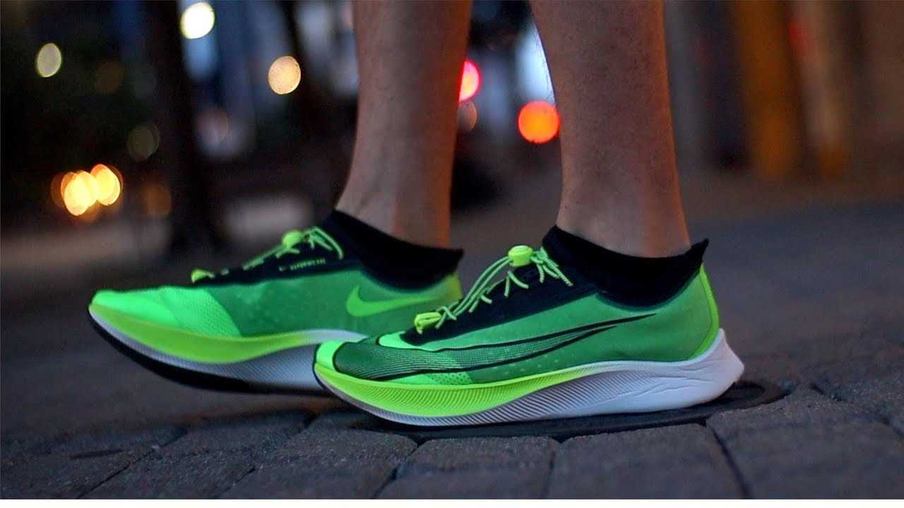 nike zoom fly e